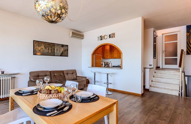 Bonito apartamento para 4 personas con A/C, WIFI, TV y terraza