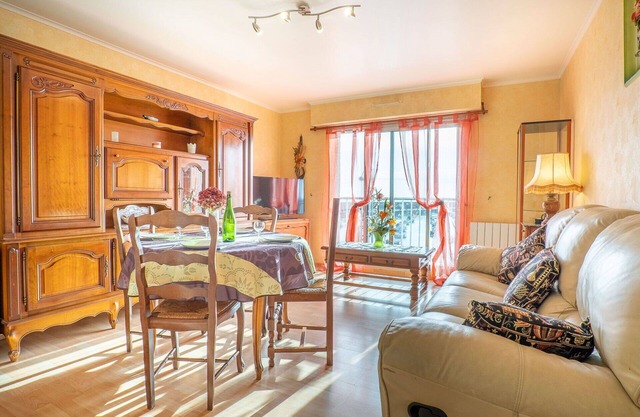 Hermoso apartamento para 4 personas con WIFI, TV y aparcamiento