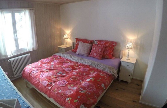 Bonito apartamento para 8 personas con WIFI, TV y balcón