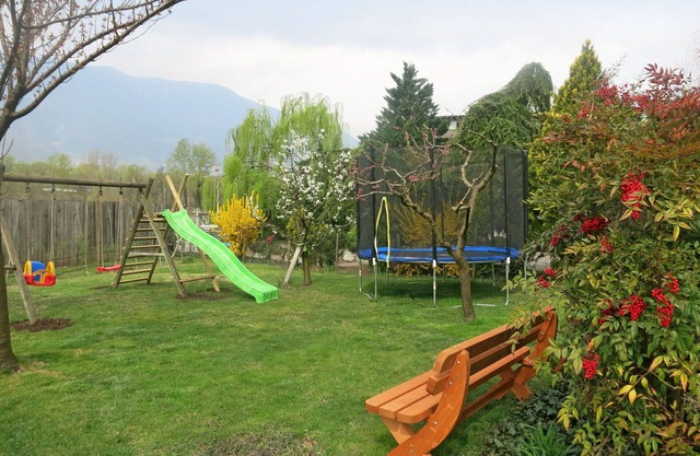 Precioso apartamento con piscina, WIFI, TV, balcón, mascotas permitida y aparcamiento