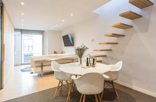 Encantador apartamento con amplia terraza privada en Sant Gervasi por temporadas