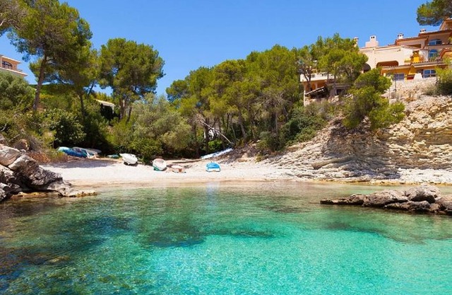 Hermoso apartamento con piscina, impresionante ubicación cerca de la playa
