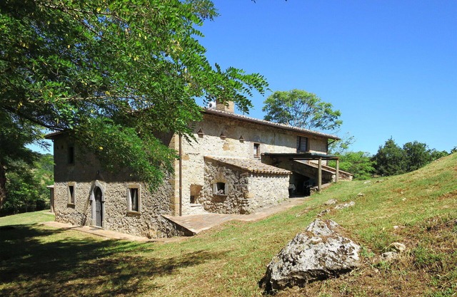 Acogedor apartamento en villa para 2 personas con WIFI, piscina, patio y aparcamiento
