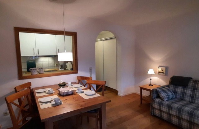 Apartamento amueblado con amor en el medio de Steibis. 800 m del ascensor y campo de golf
