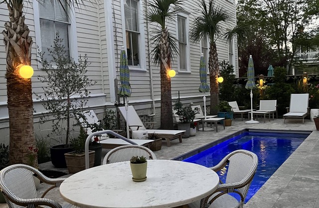LushLife Petite Resort; Garden Apartment with Tranquil Garden