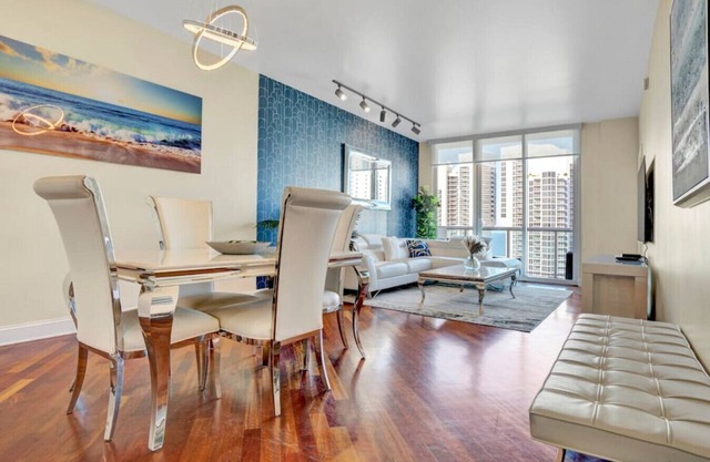 Lux 2BR Condo in Ocean Reserve with Pools and Tennis Courts