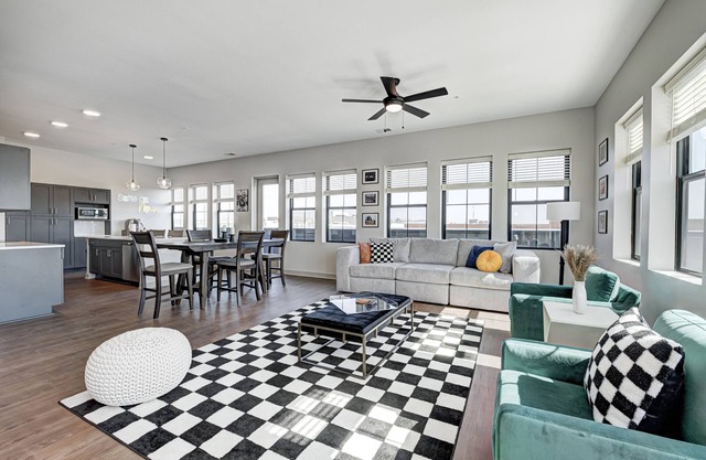 Lux Condo in Speedway 5 miles from Downtown Indy!