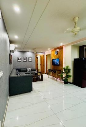 Lux Haven Stays 2 Bedroom Luxury Apartment Near Gulberg - Ultimate Getaway Experience