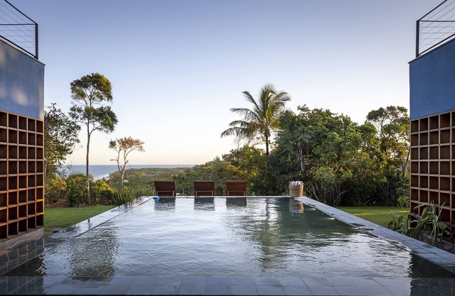 Lux & Modern Villa w/ 5 bedrooms in Trancoso