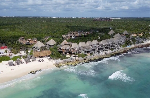 Luxe 2-bedroom apartment in enchanting Tulum, STEPS to Caribbean!