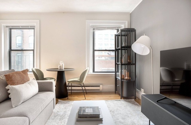 Luxe Back Bay 1BR w/ W/D, near Green Line, by Blueground