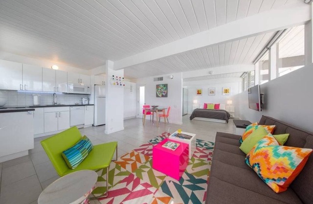LUXE Condo Suite @ Famous Ocotillo Lodge in PS