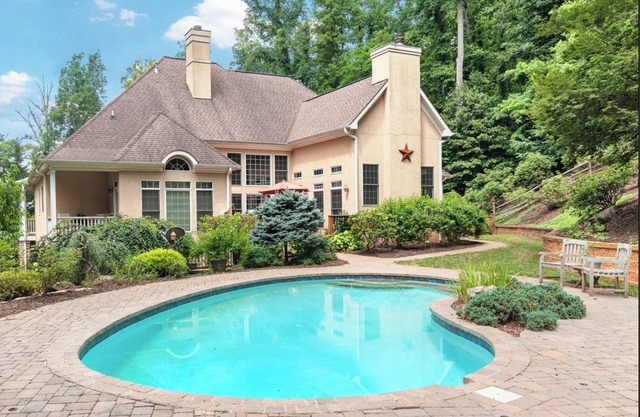 Oak Hill Retreat de Asheville duerme 19-24 + piscina