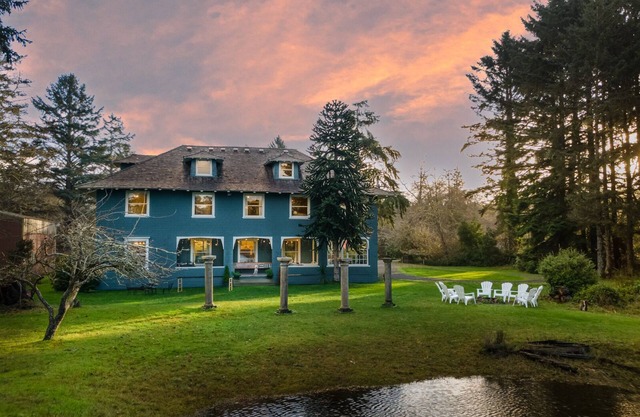 Luxe Mansion by the Sea, 6BR, Dining 14+