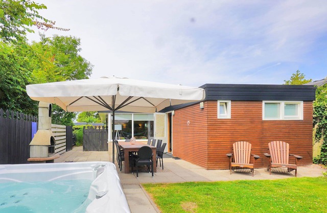Luxe XL House de Goudvink, villa con jacuzzi, a 1500 metros de la playa.