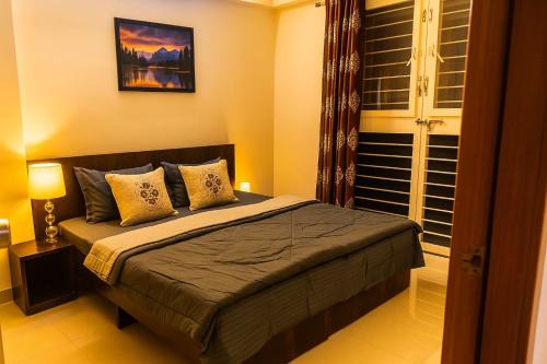LuxeBnb - 2bhk Kharadi