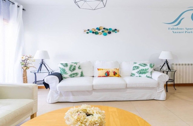Apartamento de lujo con vistas al mar, vacaciones en la playa en Nazaré, Portugal