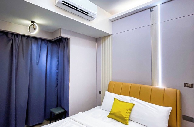 Luxurious 1-bedroom apartment near Okada Manila and Mall of Asia