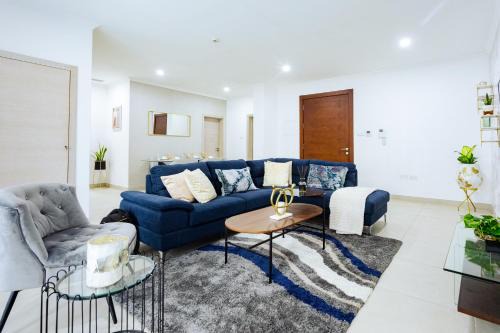 Luxurious 2 Bedroom Space Available