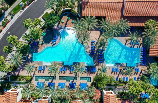 Luxurious 2 BR/2 BA Single Story Villa