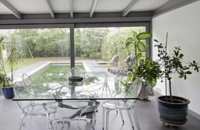 Luxurious 5 bedroom villa between Paris & Versailles