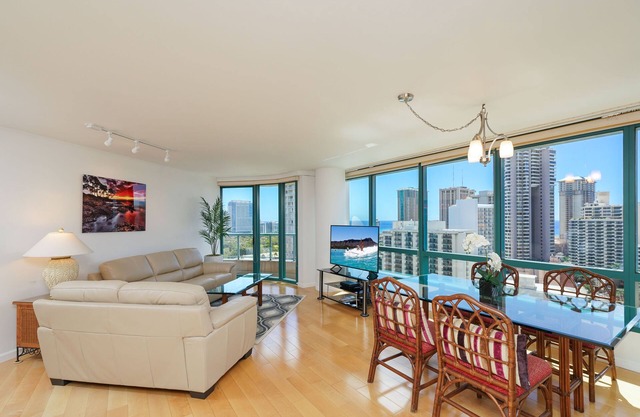 Lujosas vistas del condominio Waikiki Landmark Condo, Ocean y Diamond Head