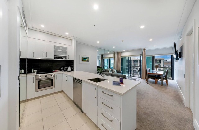Luxurious & Spacious Living w/ Breathtaking Views