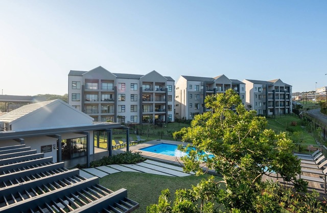 Luxury 1 - Bedroom Garden Apartment