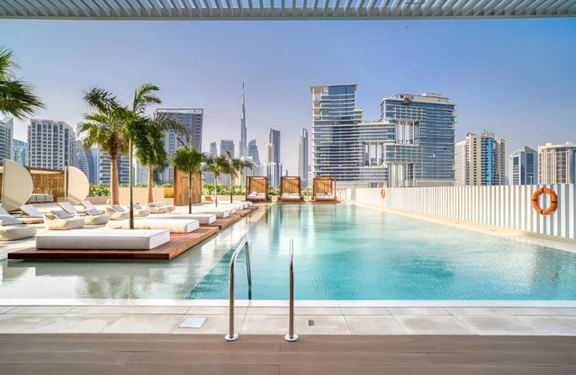 Luxury 1BR Apartment with Pool and Gym at Upside Living Business Bay Dubai