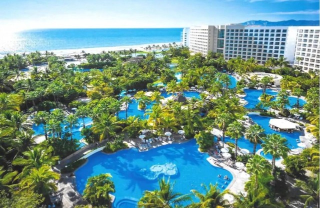 Suite lujo 1 hab – Resort 5★ con jacuzzi, piscinas, spa, golf, Kids Club y playa