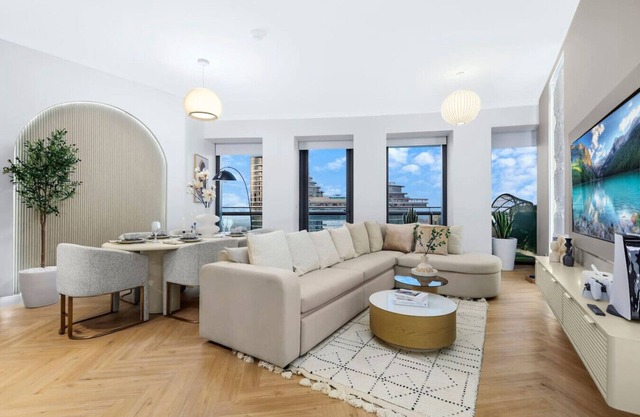 FIRST CLASS | 2BR | DUBAI SKYLINE & SEA view