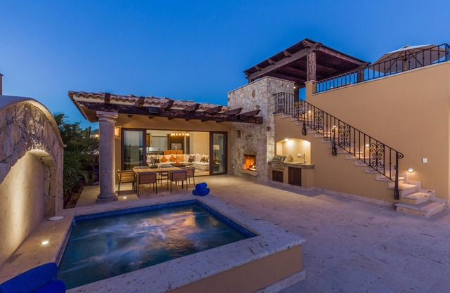 Lujo 3BDR Casita 2 @ Diamante Golf y Pacific Ocean View Rooftop por V&L Vacation