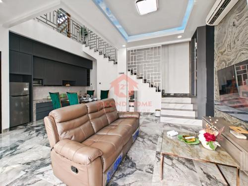 Luxury 3BR Krobokan Villa A Pool & Wi-Fi