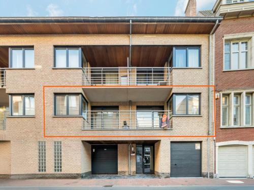Luxury 4-bedroom apartment with large terrace