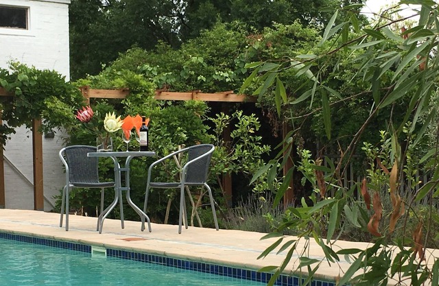 Villa de lujo de 4 dormitorios con piscina privada y jardín en Stellenbosch