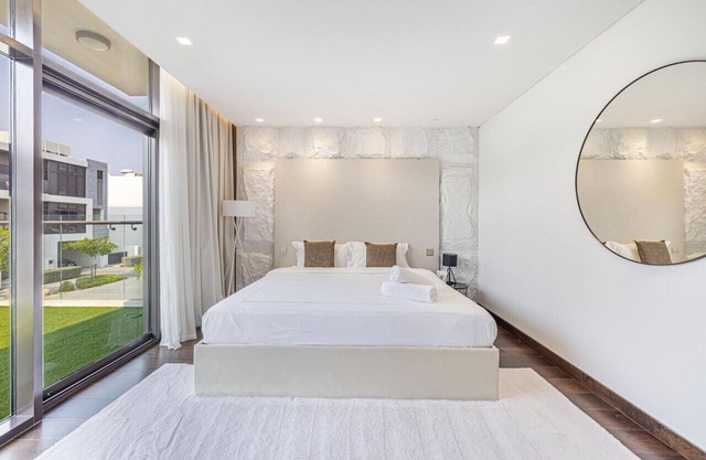 Luxury 5BR Villa with Private Pool & View