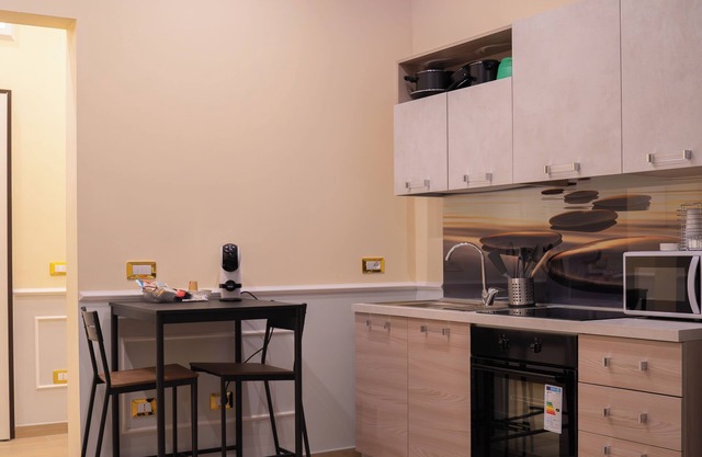 Luxury Acclavio Apartments Gold with hot tub and balconies