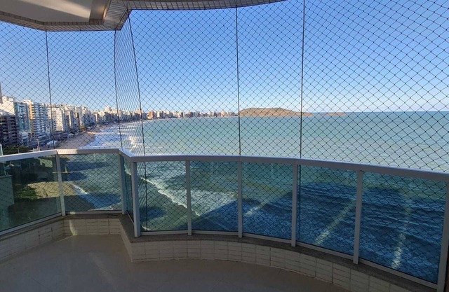 Apto para de Lujo, Frente a Playa, 3 Habitaciones 2 Gar.