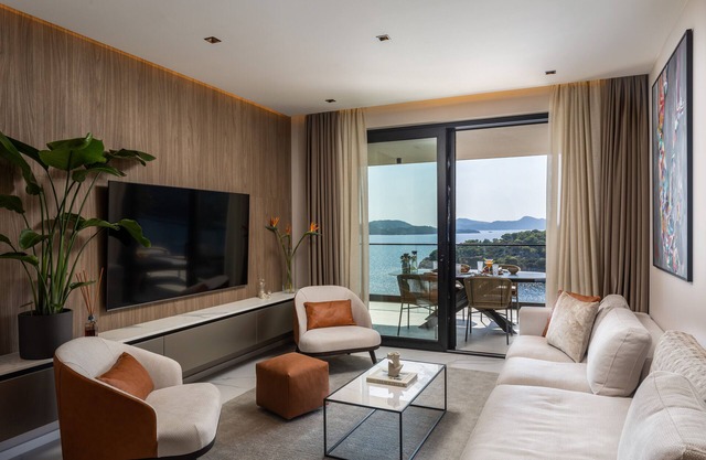 Luxury Apartment D&D with Sea Access