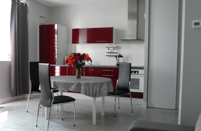 APARTAMENTO DE LUJO, BIEN LUGAR, Wifi ... L. lavandería, lavaplatos