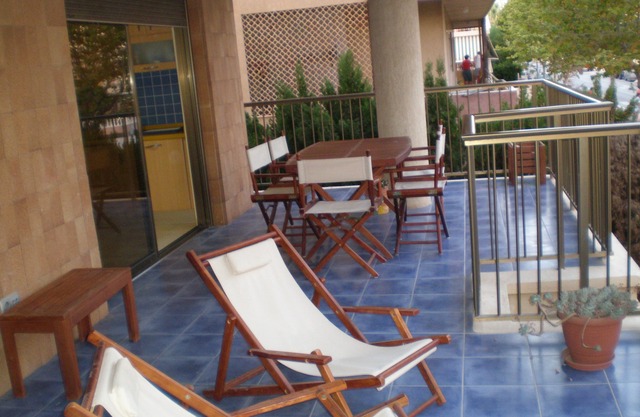 Apartamento de lujo. High speed WIFI (Fibra) 50m playa con terraza 30m, Aire A.