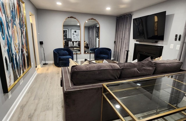 Luxury Cityside Retreat near Downtown Detroit, Main Attractions Attached Garage
