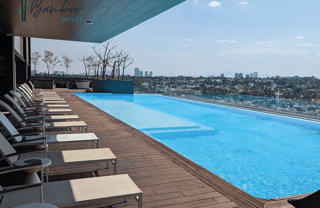 Luxury Condo in Lobby33 near Andares By Bamboo