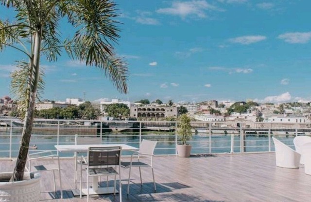 Condominio de lujo Zona Colonial + Piscina + Gimnasio + Sauna