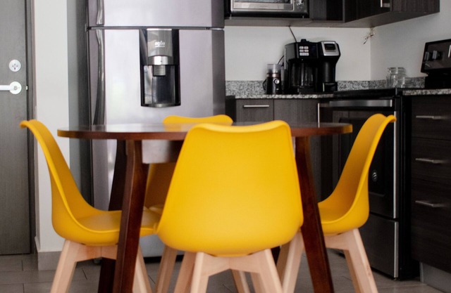 Luxury Condominium (Condo) - Pom House