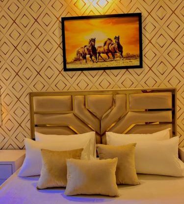 Luxury Family Apartment