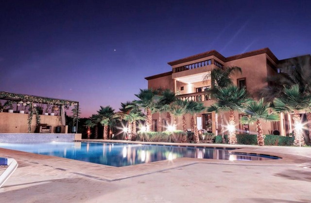 Villa de lujo con piscina climatizada en Marrakech