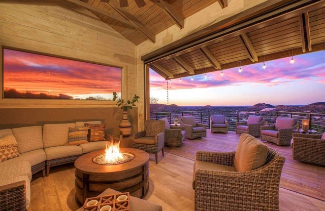¡NUEVO! Villa de lujo Hill Country w / Pool-Hottub-Views