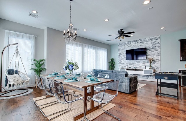 Luxury Home Away From Home ~ Perfect For Getaway ~ Ideal For Long Stays