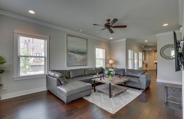 Nashville Homes with King Beds